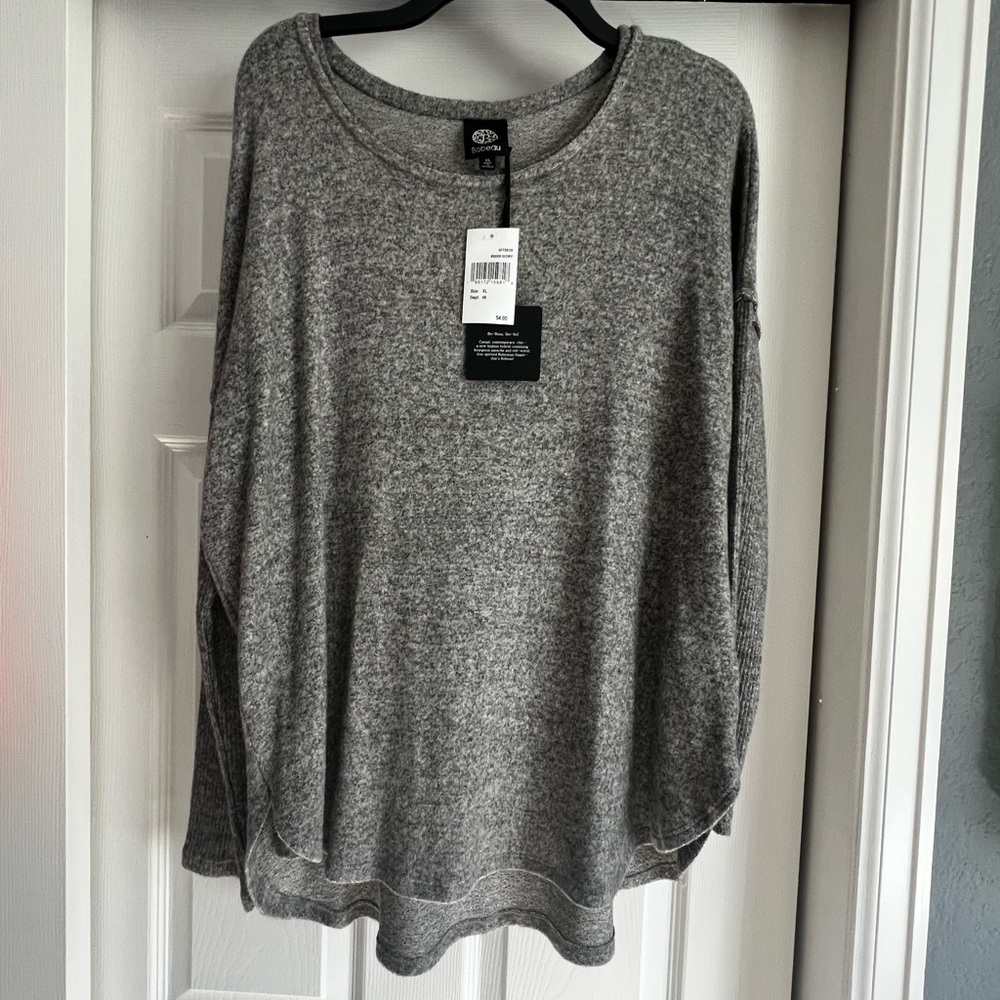 Brand nee Bobeau long sleeve shirt